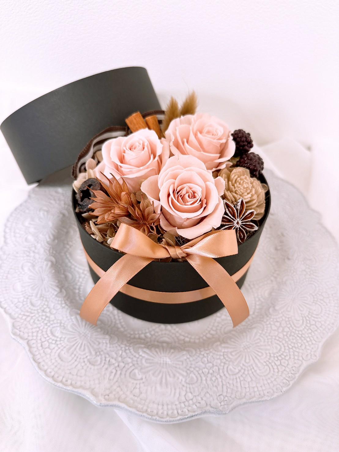 ショコラローズのフラワーボックス バラ くすみ系 BOXアレンジ バレンタイン フラワーギフト 誕生日 プリザーブド